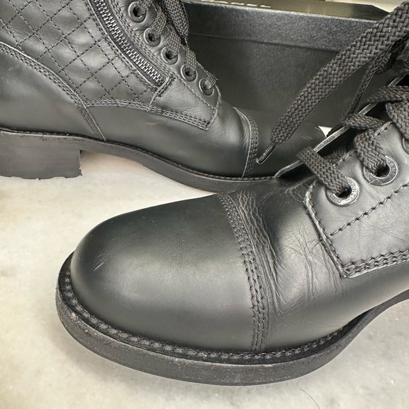 Chanel Leather CC Combat boots size 39.5 - Picture 7 of 14
